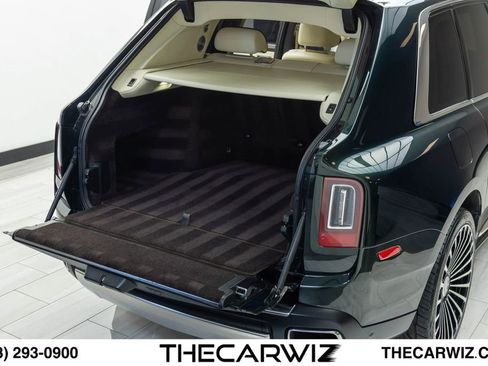 Used 2019 Rolls-Royce Cullinan AWD/4WD image 90