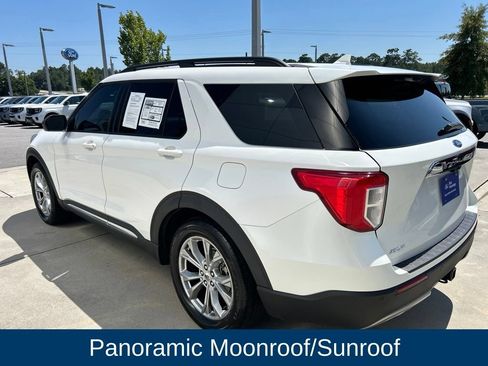 Certified 2022 Ford Explorer XLT w/ Equipment Group 202A RWD image 5