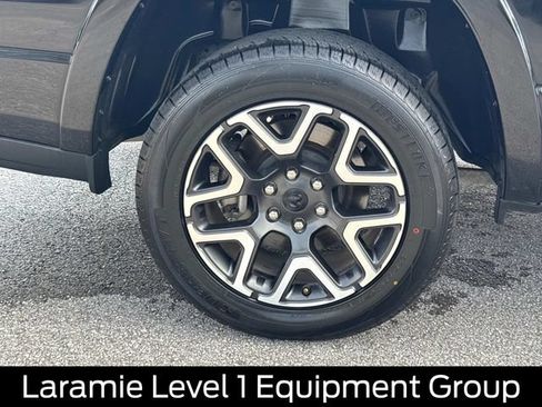 Used 2025 RAM 1500 Laramie AWD/4WD image 15