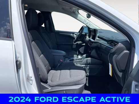 New 2024 Ford Escape Active w/ Tech Pack #2 AWD/4WD image 15