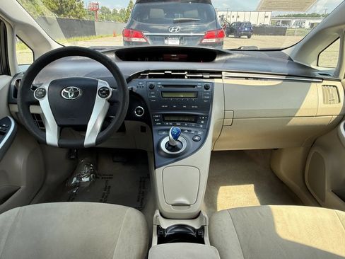 Used 2011 Toyota Prius Two FWD image 3