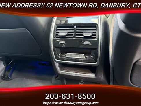 Used 2026 BMW X6 xDrive40i AWD/4WD image 33