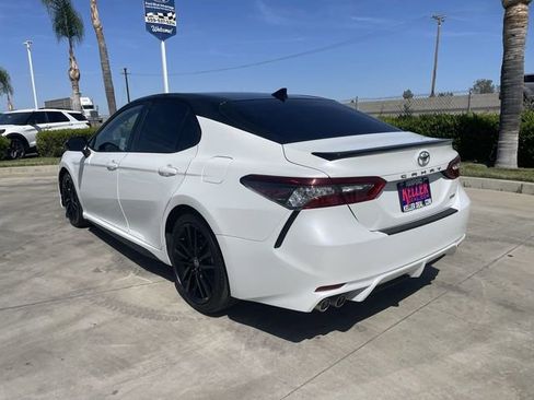 Used 2021 Toyota Camry XSE FWD image 6