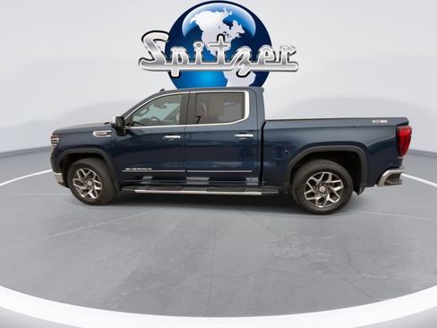 Used 2022 GMC Sierra 1500 SLT w/ SLT Premium Plus Package image 6