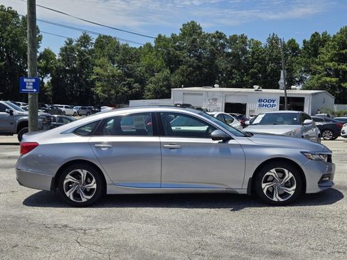 Used 2020 Honda Accord EX-L image 5