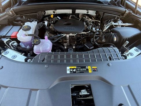 New 2026 Jeep Grand Cherokee L Limited w/ Limited Altitude Package image 30