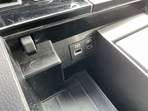 Used 2025 Toyota Tundra SR5 image 27