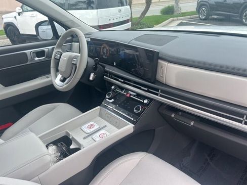 New 2026 Hyundai Santa Fe SE image 27