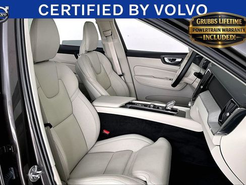 Used 2023 Volvo XC60 B5 Ultimate w/ Climate Package AWD/4WD image 8