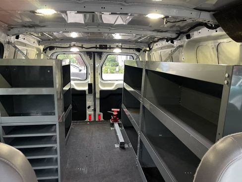 Used 2018 Ford Transit 250 130 Low Roof RWD image 24