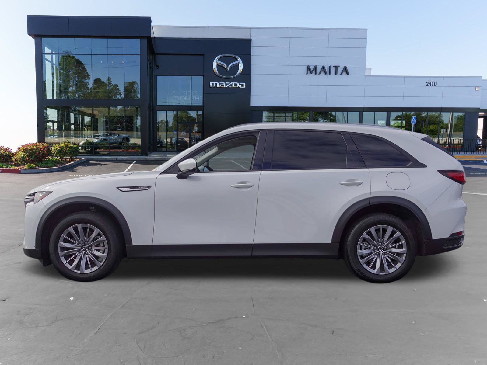 Used 2024 MAZDA CX-90 Plug-In Hybrid w/ Preferred AWD/4WD image 9