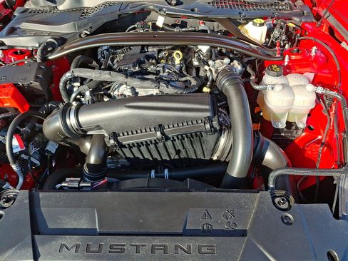 Certified 2025 Ford Mustang Premium image 27