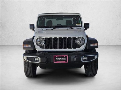 New 2026 Jeep Gladiator Sport image 6