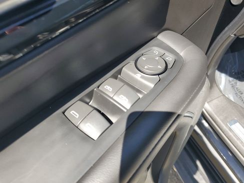 Used 2025 Chevrolet Tahoe LT AWD/4WD image 22