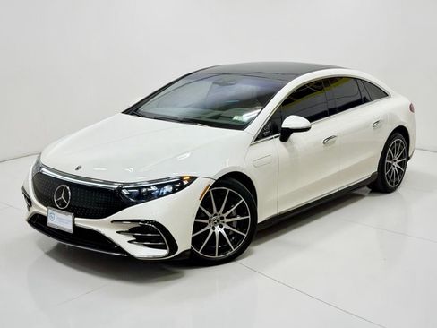 Used 2023 Mercedes-Benz EQS 580 4MATIC Sedan image 3