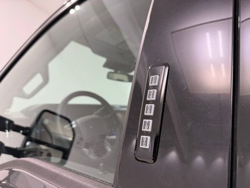 Used 2026 Ford F250 Lariat w/ Black Appearance Package image 13