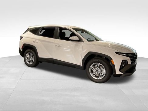 New 2026 Hyundai Tucson SE AWD/4WD image 2