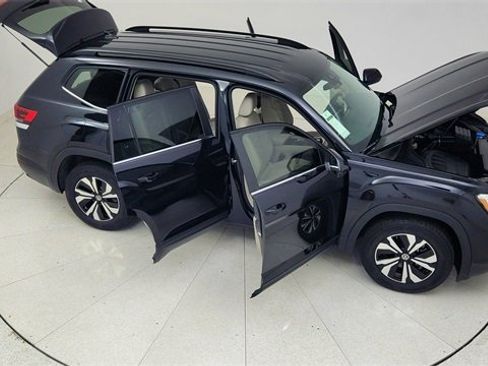 Used 2025 Volkswagen Atlas SE image 85