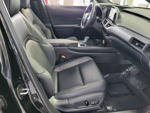 Certified 2025 Lexus UX 300h 300h image 16