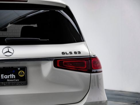 Used 2022 Mercedes-Benz GLS 63 AMG 4MATIC w/ Warmth & Comfort Package image 12