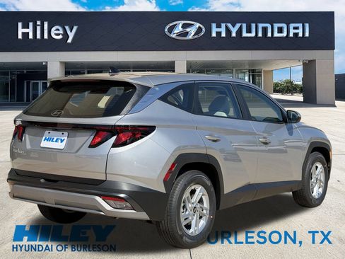 Certified 2026 Hyundai Tucson SE FWD image 4