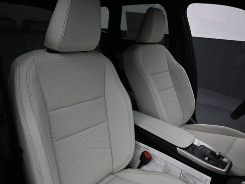 New 2026 BMW X1 xDrive28i w/ Technology Package AWD/4WD image 22