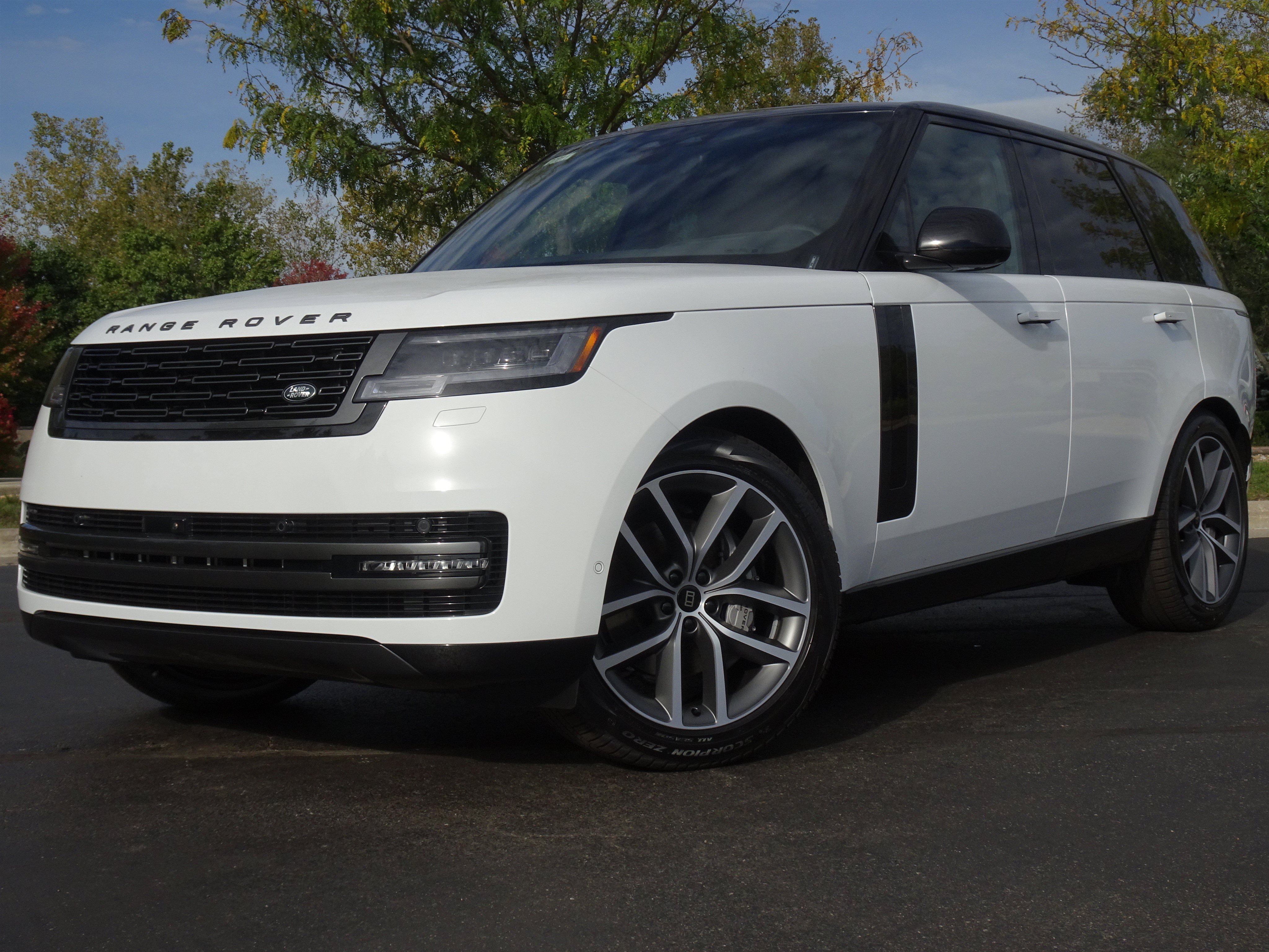 New 2027 Land Rover Range Rover SE AWD/4WD image 1
