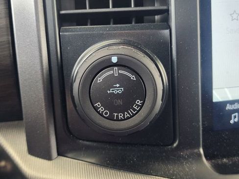 Used 2025 Ford F150 Lariat w/ Equipment Group 501A Mid AWD/4WD image 31