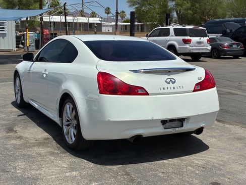 Used 2012 INFINITI G37 Journey w/ Premium Pkg RWD image 5