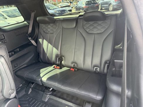 Used 2020 Hyundai Palisade Limited image 9