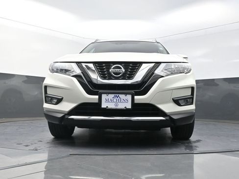 Used 2019 Nissan Rogue SV w/ Premium Package image 24