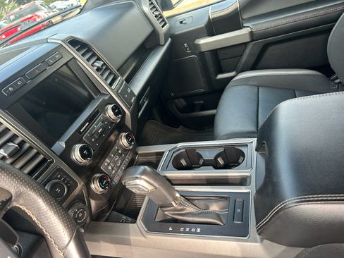 Used 2020 Ford F150 Raptor w/ Equipment Group 802A Luxury AWD/4WD image 15