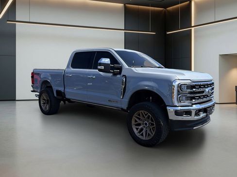 Used 2024 Ford F250 Lariat w/ Lariat Ultimate Package AWD/4WD image 7