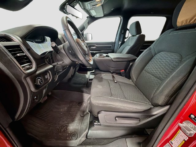 Used 2025 RAM 1500 Big Horn AWD/4WD image 17