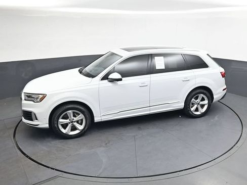 Used 2023 Audi Q7 3.0T Premium w/ Convenience Package AWD/4WD image 29