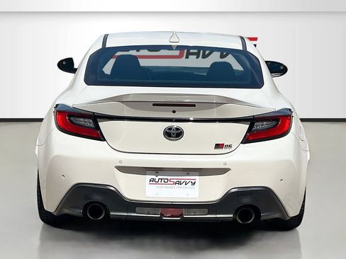 Used 2023 Toyota GR86 Premium w/ ALL Weather Mat Package (TMS) RWD image 6