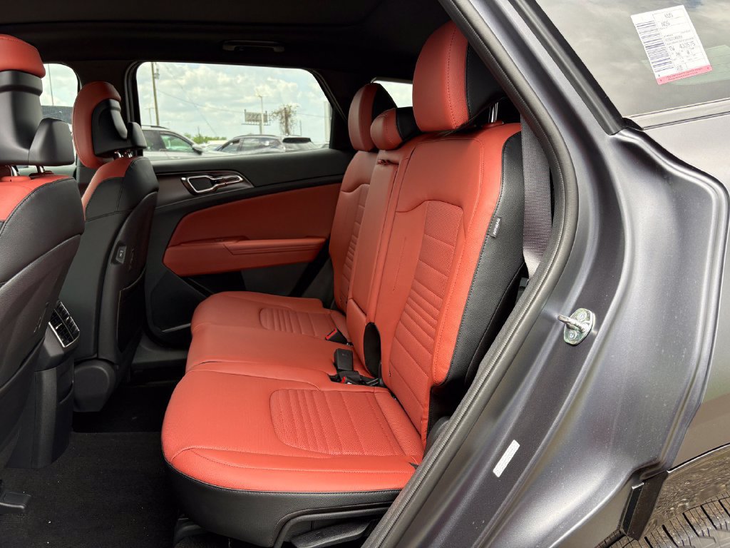 New 2026 Kia Sportage SX FWD image 12