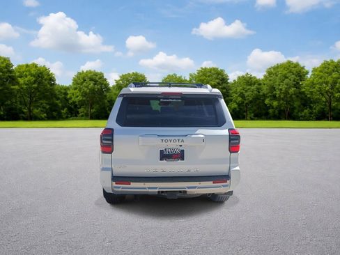 Used 2026 Toyota 4Runner Limited AWD/4WD image 6