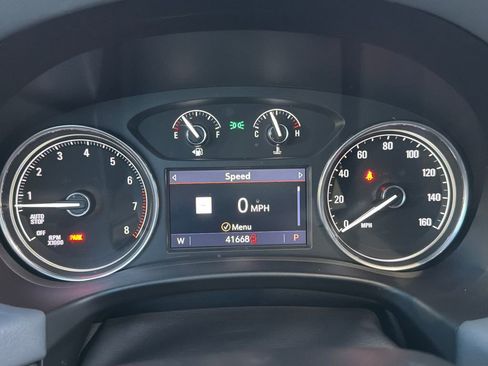 Used 2020 Buick Enclave Essence w/ Sound and Sites Package image 17