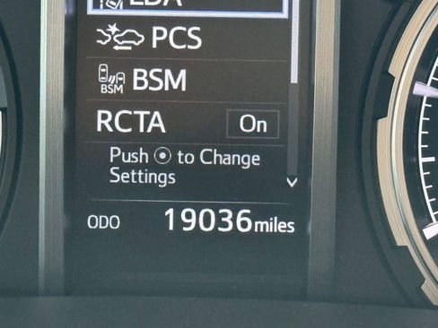 Certified 2024 Toyota 4Runner Limited image 21