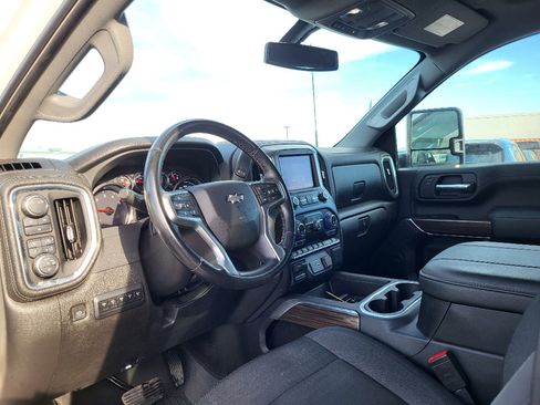 Used 2023 Chevrolet Silverado 2500 LT image 7