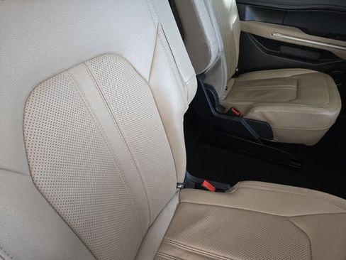 Used 2024 Ford Expedition Max Limited image 10