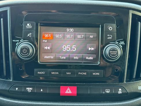 Used 2021 RAM ProMaster City Tradesman SLT FWD image 21