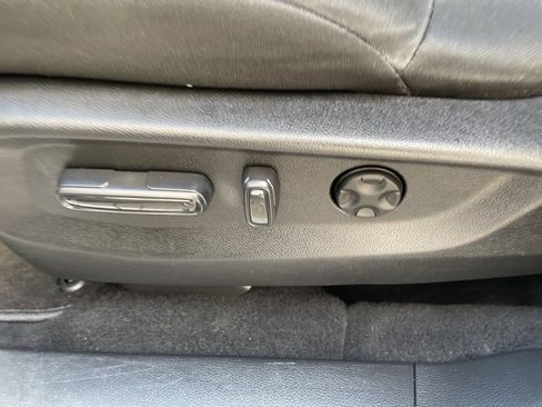 Used 2020 Honda CR-V EX image 16