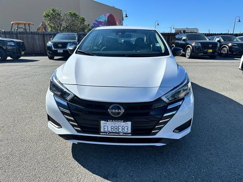 Used 2025 Nissan Versa S w/ Trunk Package FWD image 2