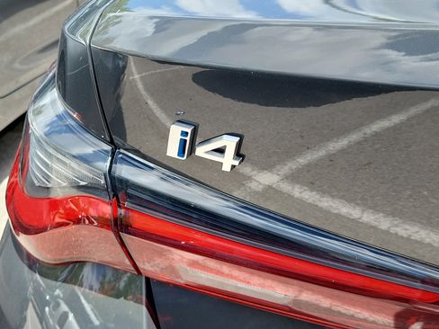 Certified 2023 BMW i4 eDrive40 RWD image 6