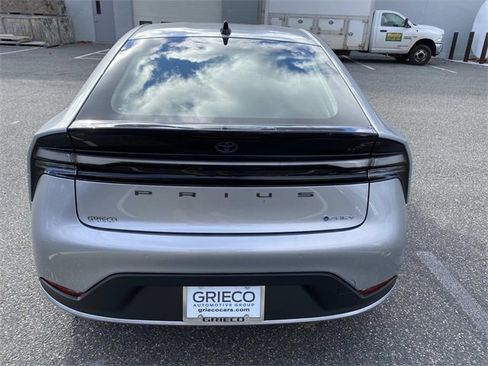 New 2026 Toyota Prius Plug-In Hybrid image 4