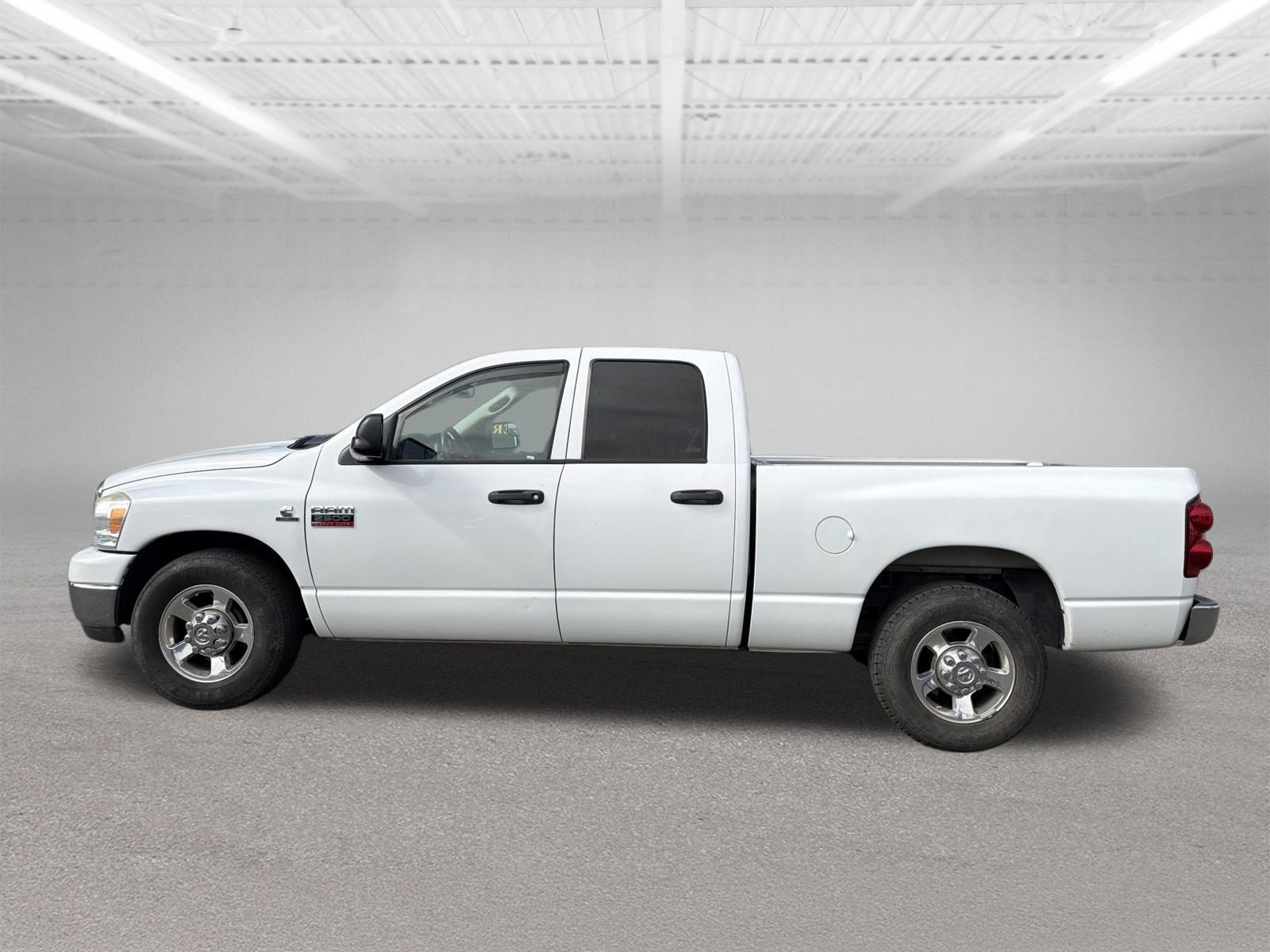 Used 2008 Dodge Ram 2500 Truck SLT w/ Trailer Tow Group RWD image 2