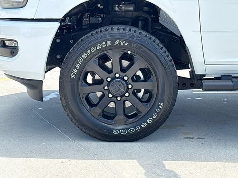 Used 2026 RAM 2500 Tradesman AWD/4WD image 38