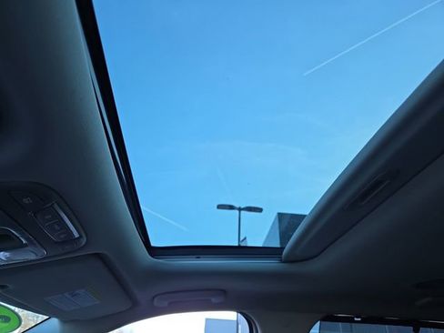 Used 2022 Kia Telluride EX w/ EX Premium Package image 26